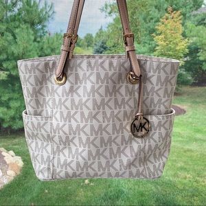 Michael Kors vanilla logo tote